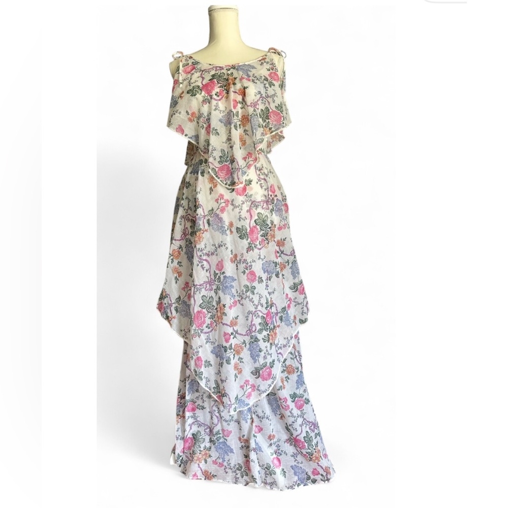 Absolutely magical vintage 70’s floral Trolley Car tiered summer dress!